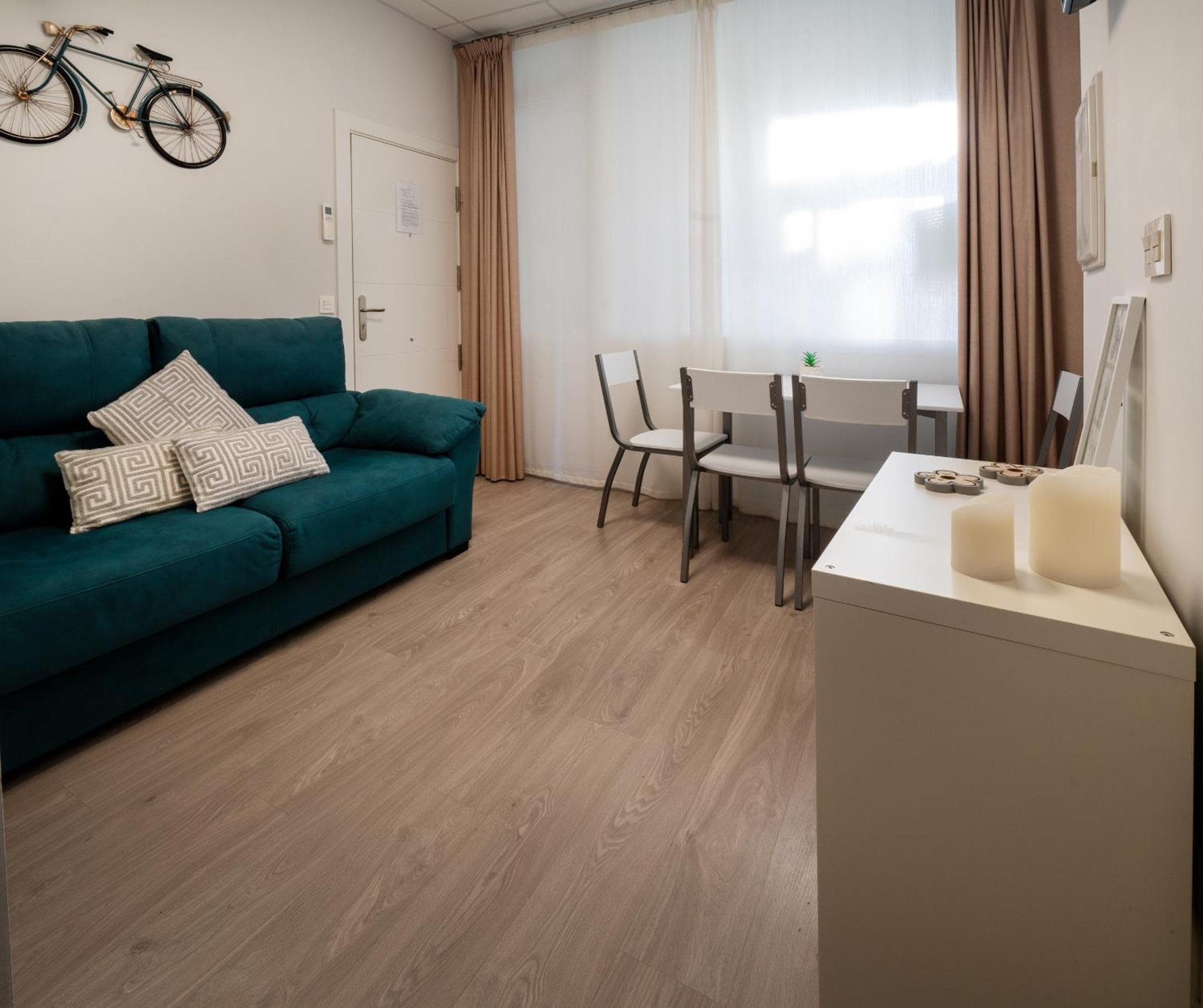 Apartamentos Aranda - Roble Aranda de Duero Kültér fotó