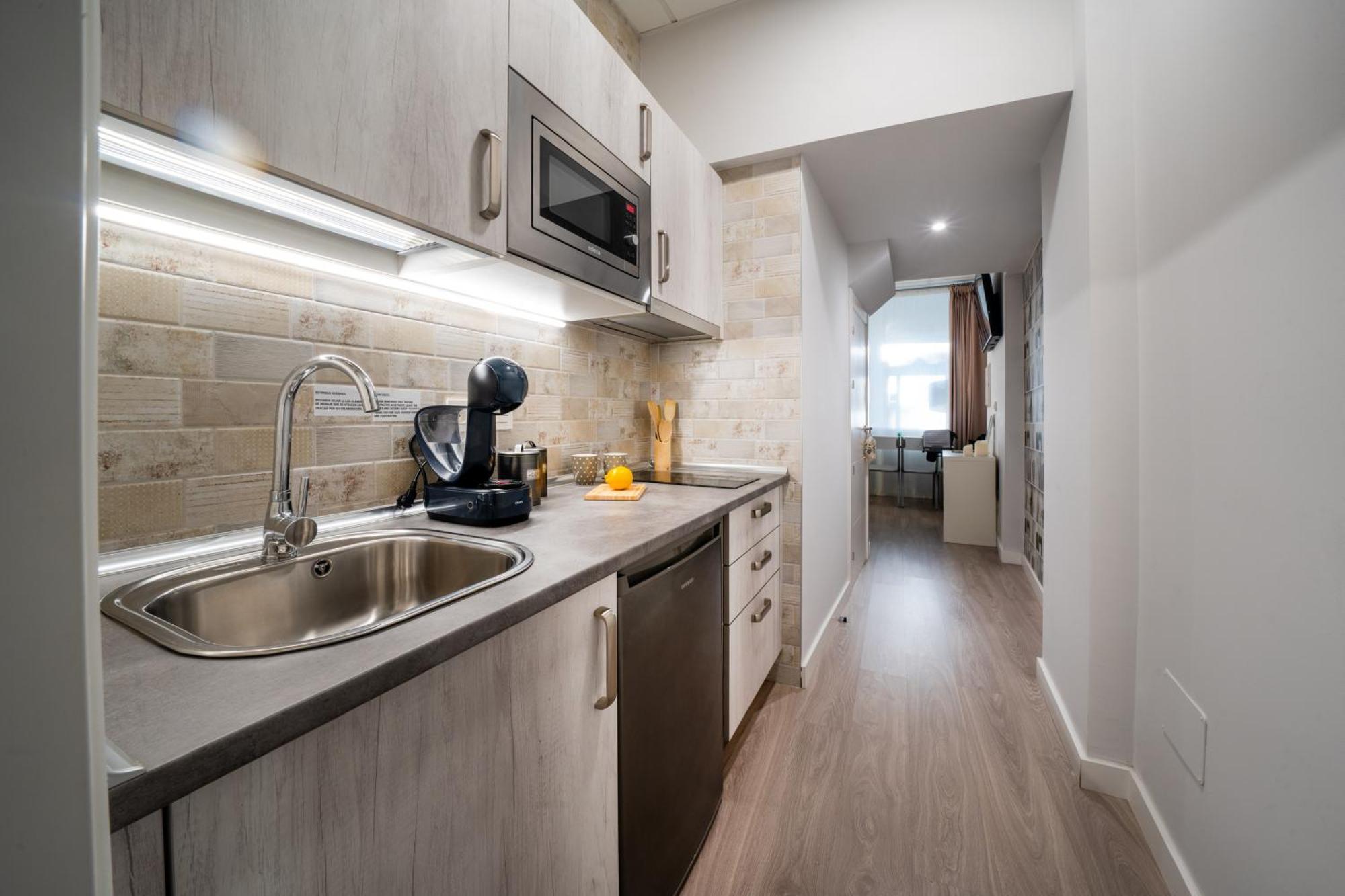 Apartamentos Aranda - Roble Aranda de Duero Kültér fotó